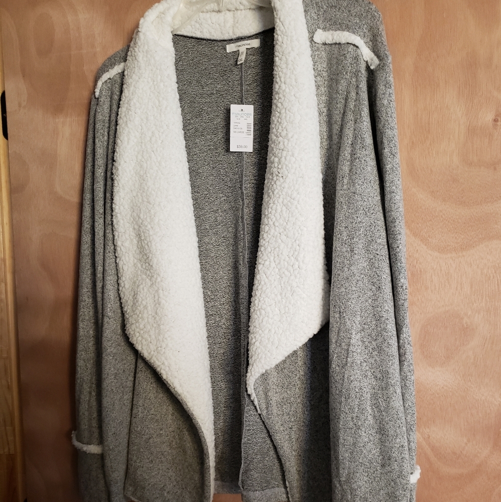 Grey cardigan